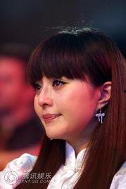 明星痛哭流涕,明星痛哭流涕背后的感人故事